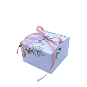 Svatební krabička na výslužku bílá s růžemi s mašlí (11 x 11 x 7 cm) 8ks - Goldpress